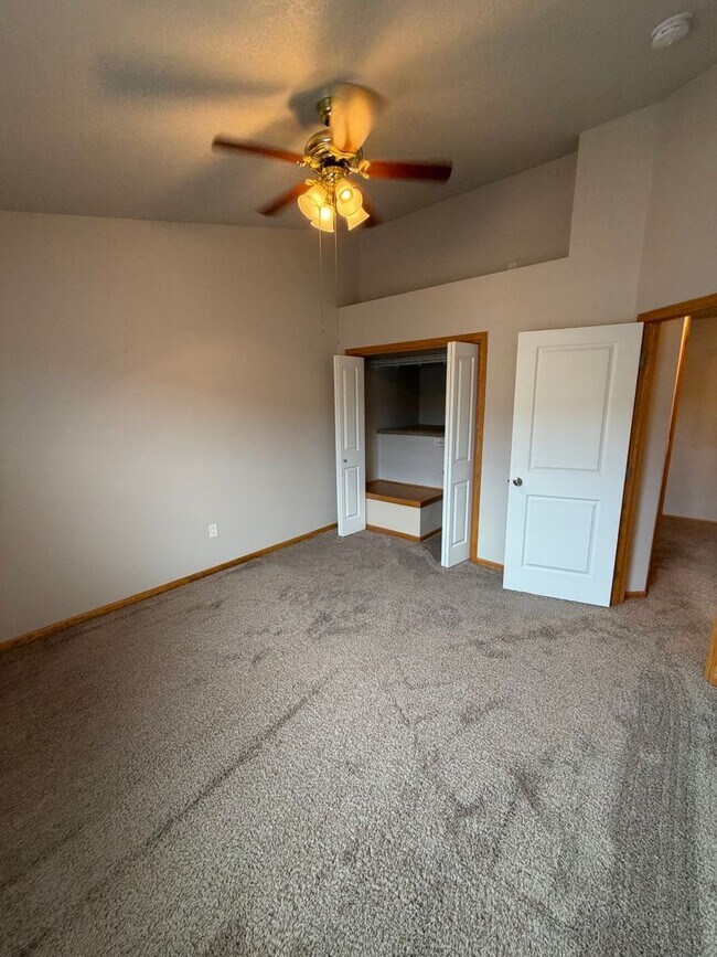 Building Photo - 3164 SW Arlan Ln
