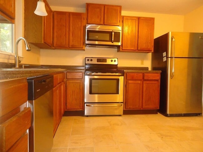 Building Photo - 110 Charolais Trail