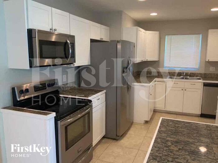 Building Photo - 2174 NW 62nd Ave