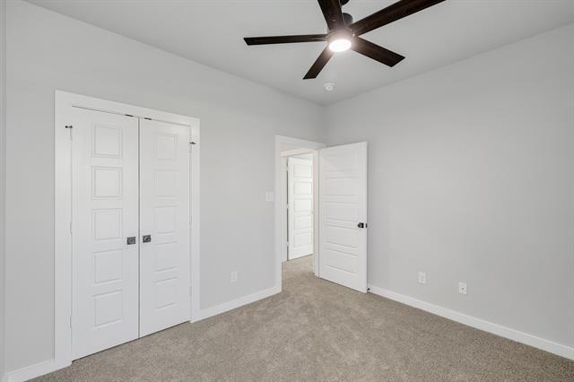 Building Photo - 3825 Clovis St