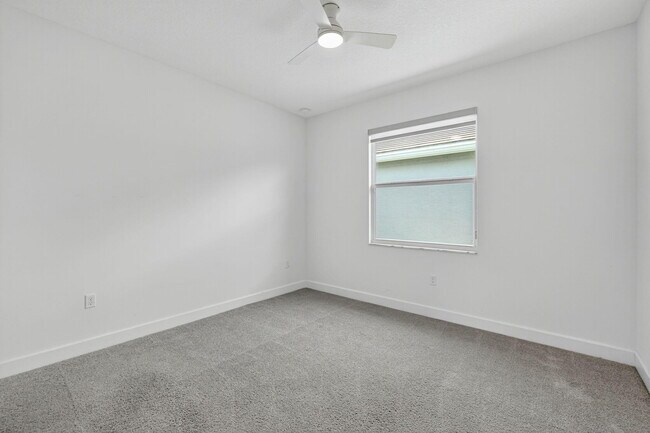 Building Photo - 11766 SW Poseidon Way