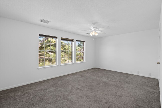 Building Photo - 3139 Silver Cedar Trail