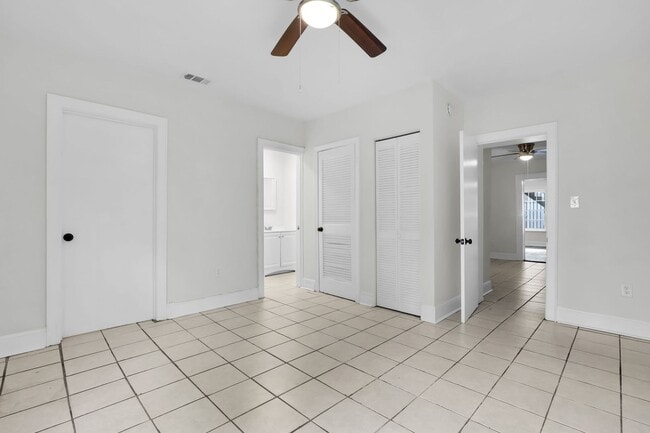 Building Photo - Downtown Savannah Condo for Rent