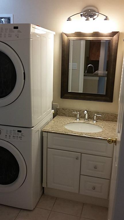 Building Photo - 837 Wax Myrtle Ln