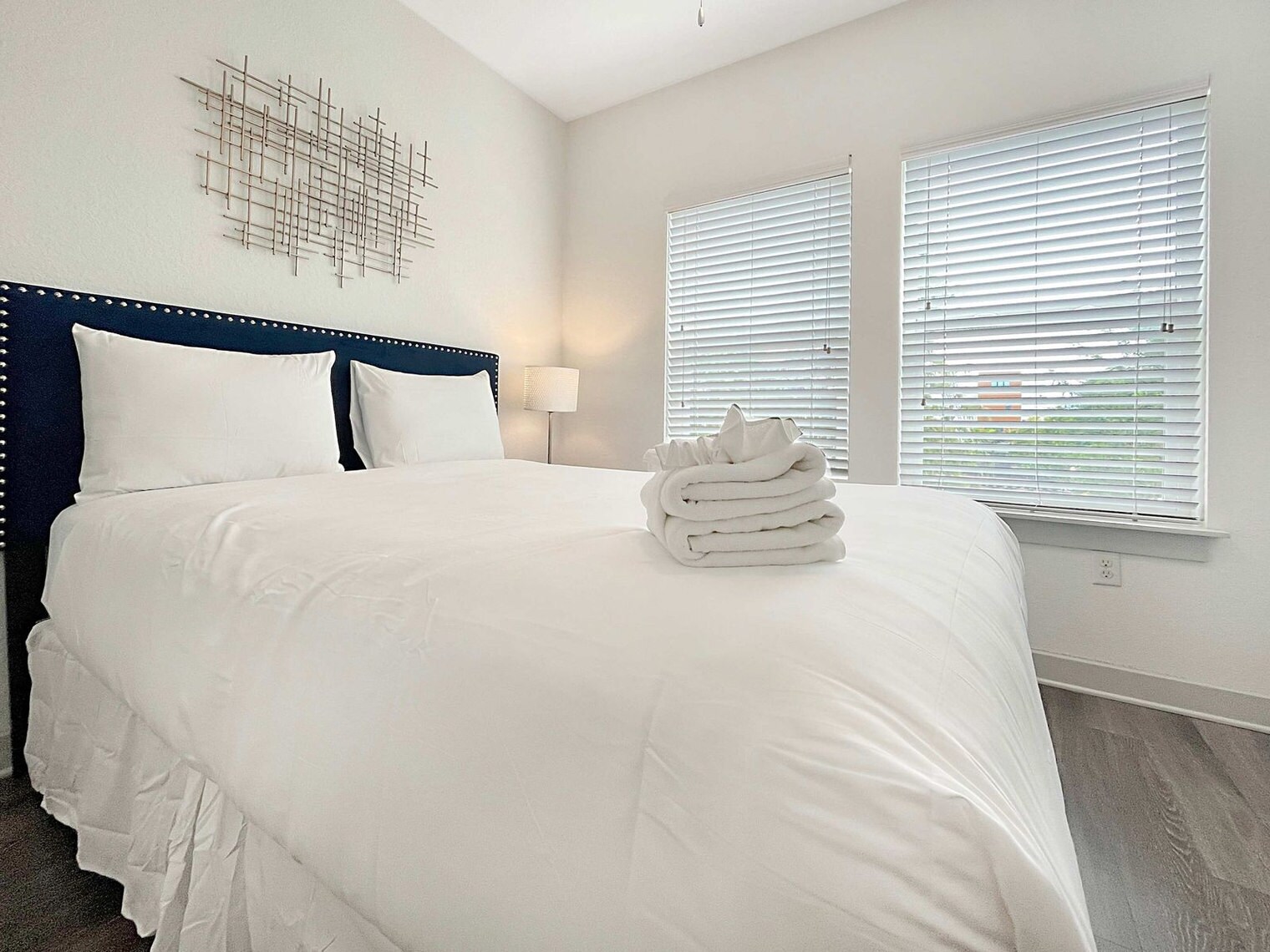 Building Photo - 2615 N Grady Ave