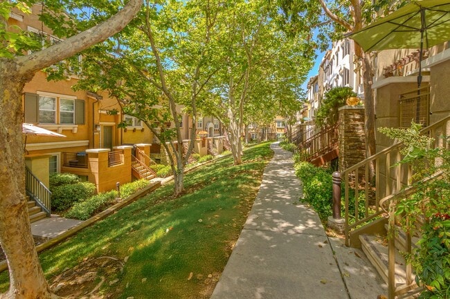 Building Photo - 9955 Watergum Trl