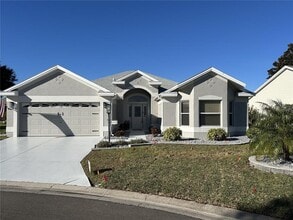 Building Photo - 3057 St Thomas Ln