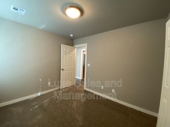 Building Photo - 1503 MacAlpine St