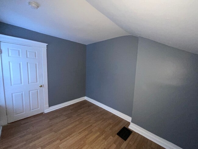 Building Photo - 12602 Thornhurst Ave