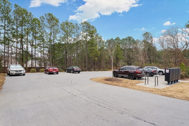 Building Photo - Stylish and Spacious 3 Bedroom, 2.5 Bathroom End-Unit Townhome w/ Garage! - ** SPECIAL OFFER: HAL...