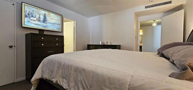 Building Photo - 2965 Pharr Ct S Northwest