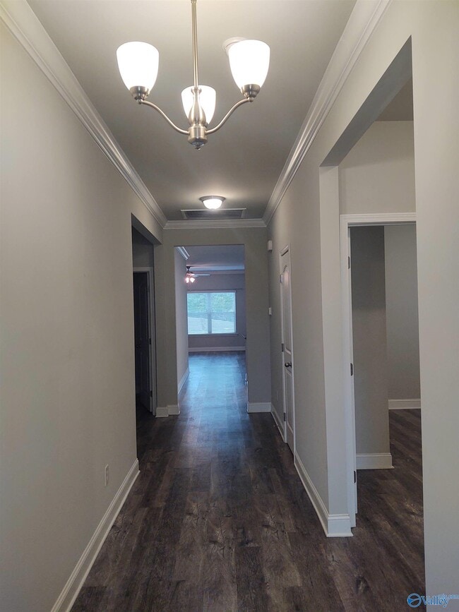 Building Photo - 152 Grey Fawn Trail