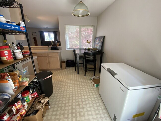 Building Photo - Quiet Corner Townhome | 2 Bed + 2 Bath | Spacious Bedrooms | Pet Friendly | W/D | $1,900/mo