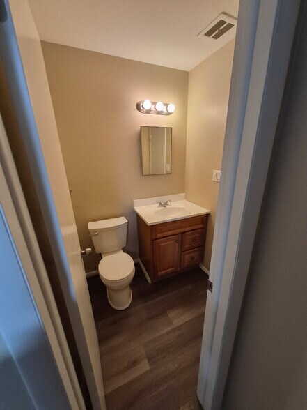 Building Photo - 3005 E Fountain Blvd