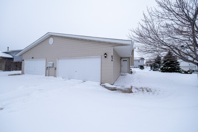 Building Photo - 634 McIntosh Ct