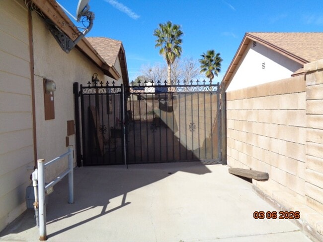 Building Photo - Immaculate West Lancaster One Story Offering 1699 sq. ft.