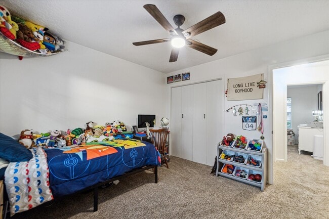 Building Photo - 5618 Village Way Dr.