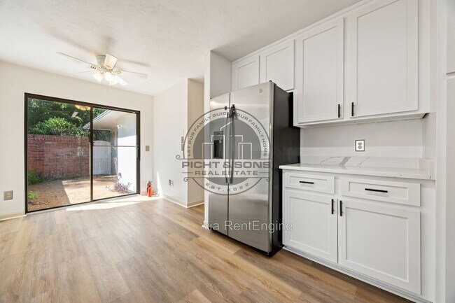 Building Photo - 3301 Lemoyne Ct