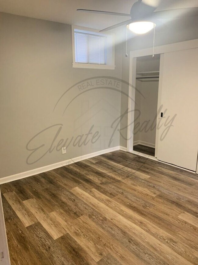 Building Photo - Spacious 3BR/1BA Lower-Level Apartment wit...