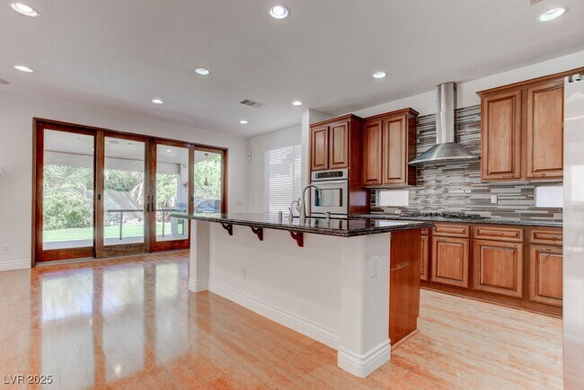 Building Photo - 10381 Walking View Ct