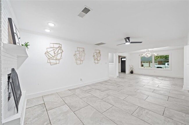 Building Photo - 1206 Timber Ln