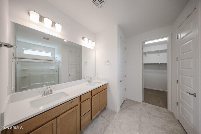 Building Photo - 25208 N 172nd Dr