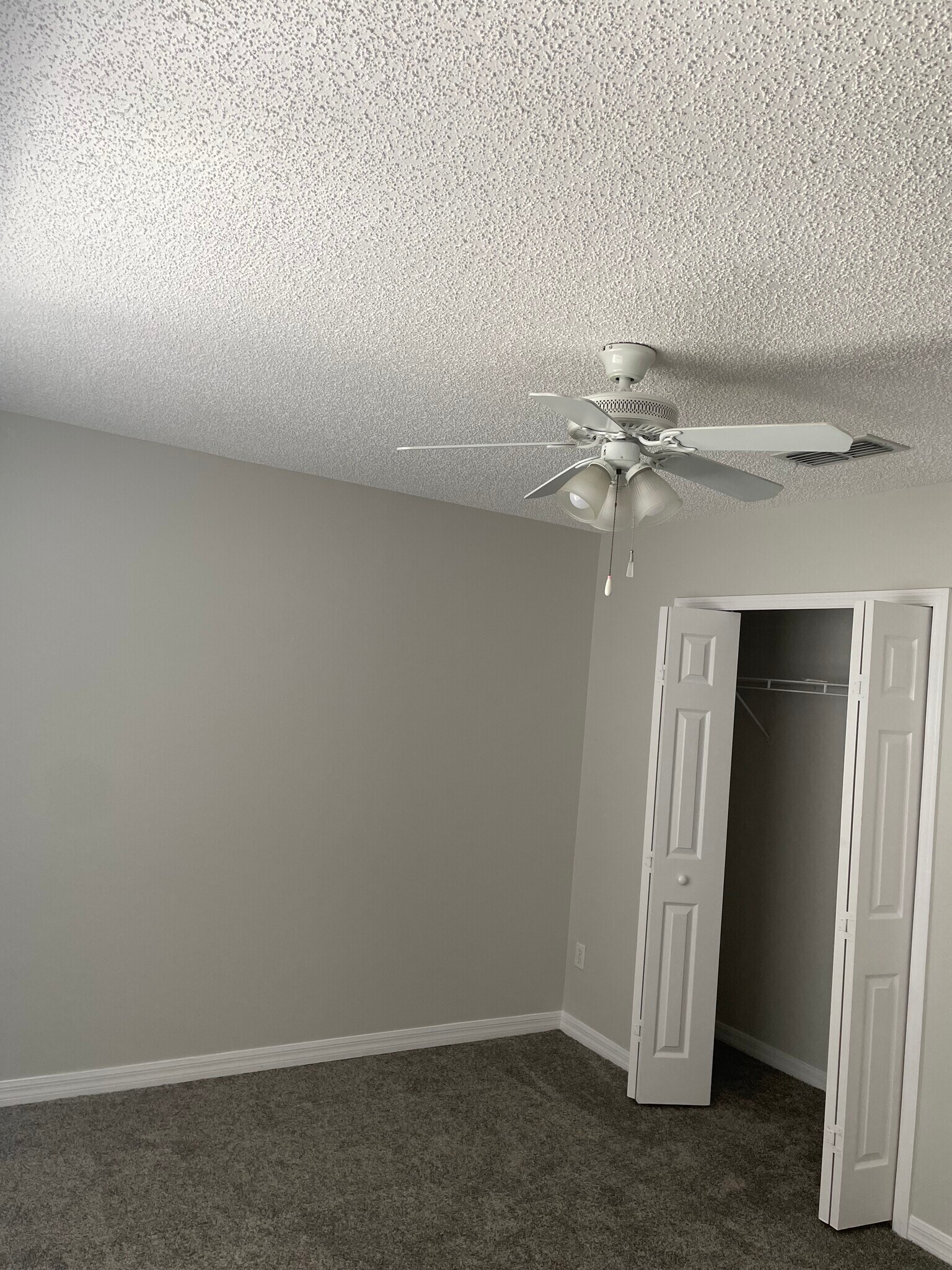 Building Photo - 13613 Carroway St