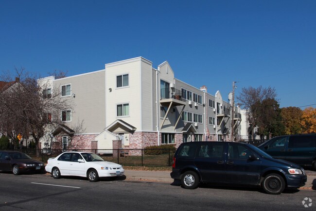 Building Photo - Armadillo Flats