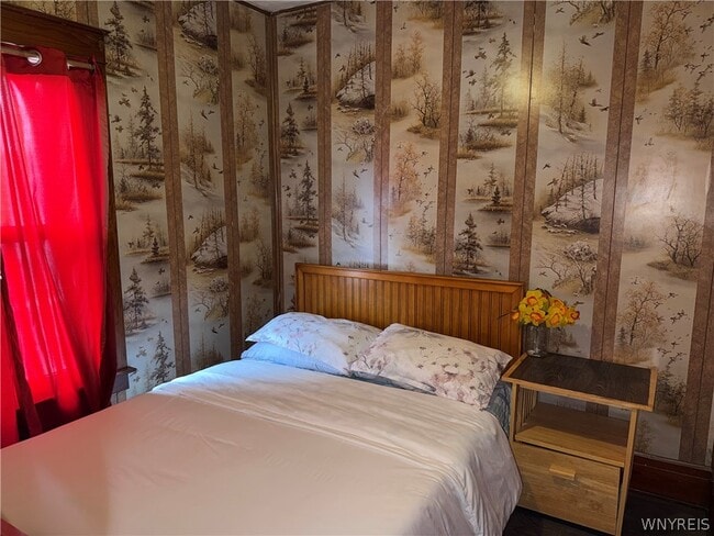 Building Photo - 1616 Walnut Ave