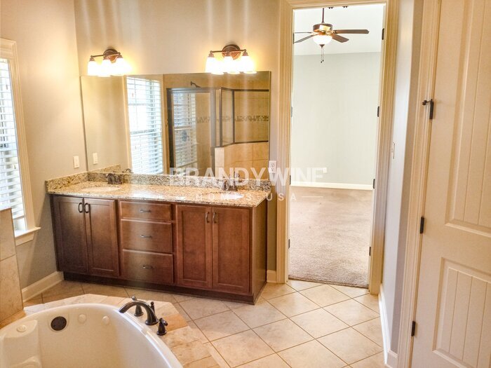 Building Photo - 5131 Silver Peak Ln