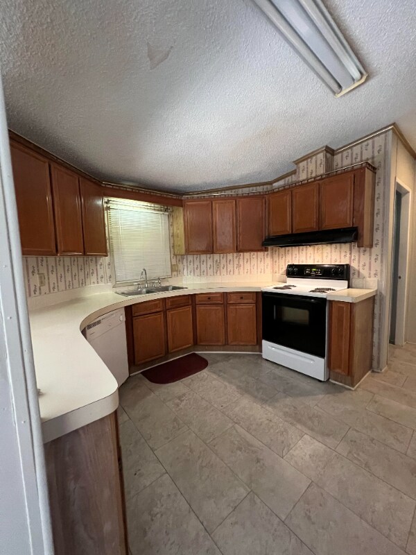 Building Photo - 311 N Forbes Rd