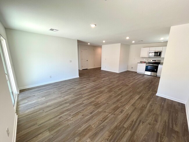 Building Photo - Move In Special! $300 Off Per Month for Fi...