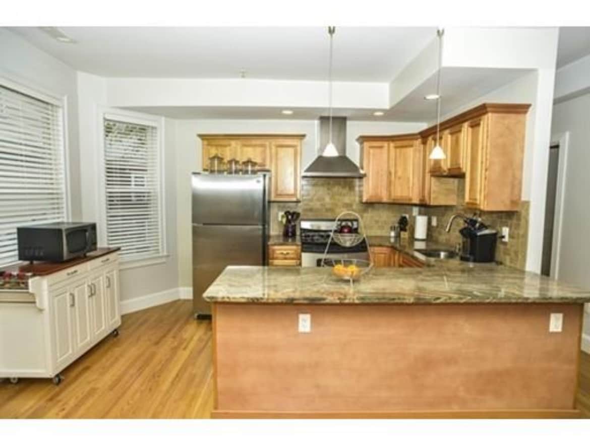 Building Photo - 25 Aldrich St