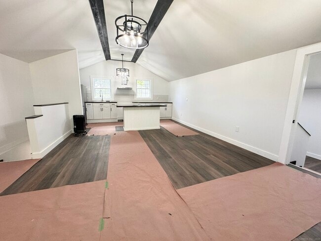 Building Photo - 22 Hemlock Trail