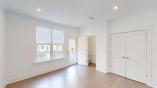 Building Photo - 1457 Briar Creek Rd