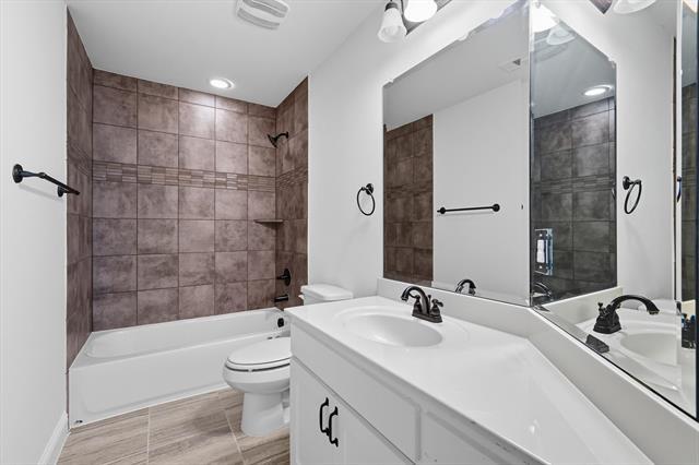 Building Photo - 4815 Saguaro Rdg