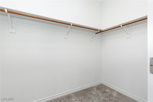 Building Photo - 2532 Vittora Pointe St