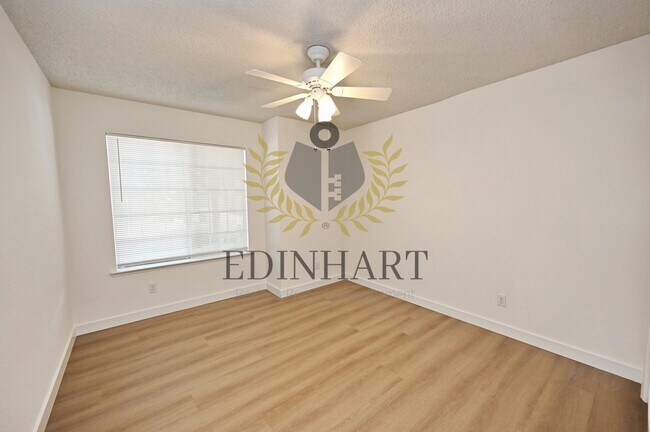 Building Photo - 6353 N Brix Ave