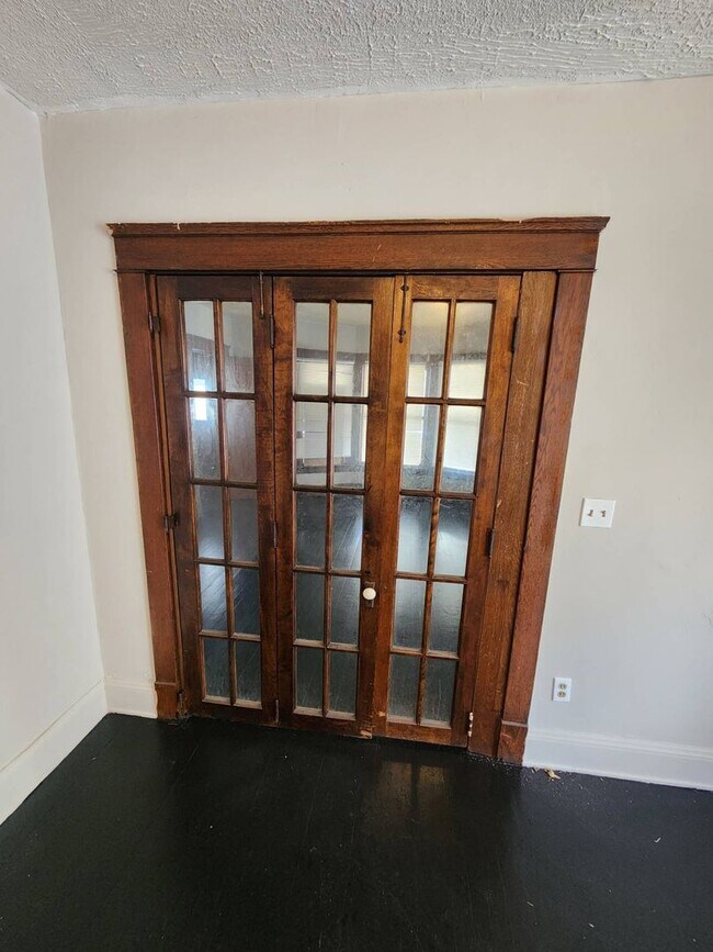 Building Photo - 1736-1738 Coit RD