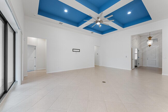 Building Photo - 4615 Siena Cir