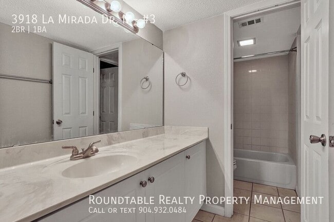 Building Photo - 3918 La Mirada Dr N