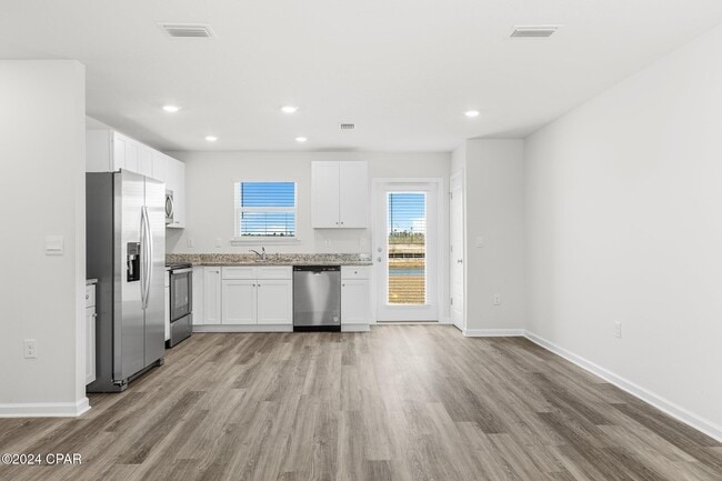 Building Photo - 7202 Madison Sq Dr