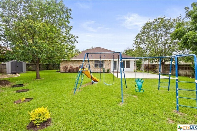 Building Photo - 1623 Anna Lee Dr