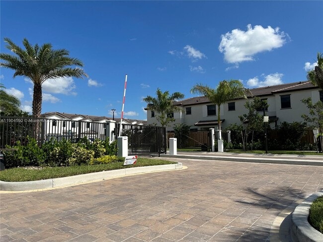 Building Photo - 261 SW 159th Way