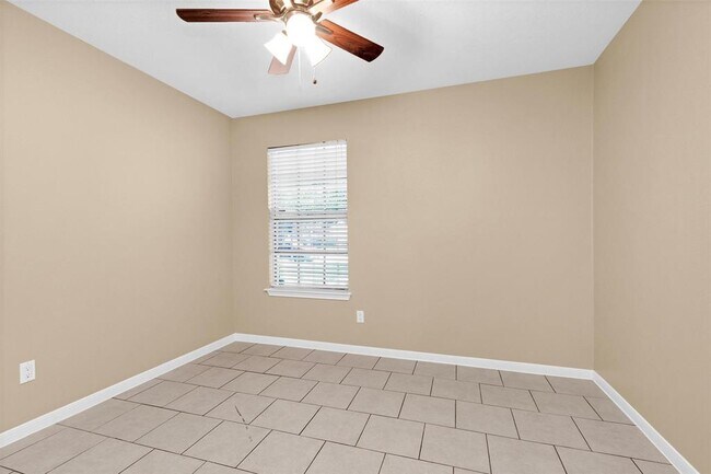Building Photo - 9019 Driftstone Dr