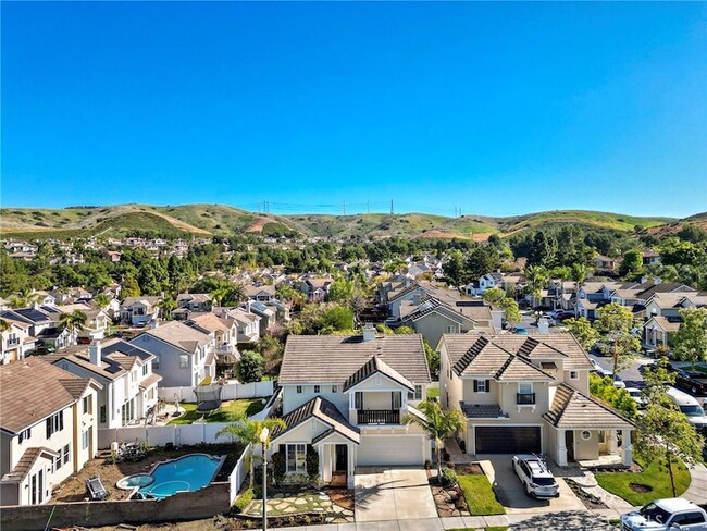 Building Photo - 5725 Calle Polvorosa