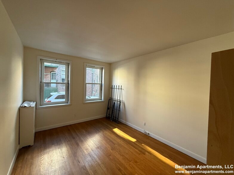 Building Photo - 1165 Commonwealth Ave