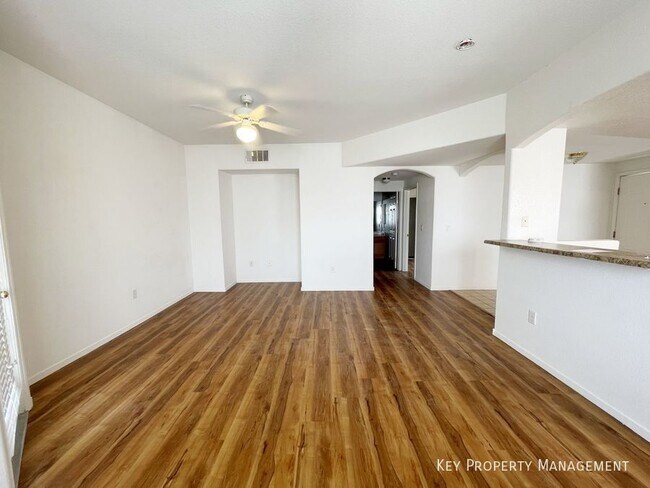 Building Photo - 6160 Rumrill St