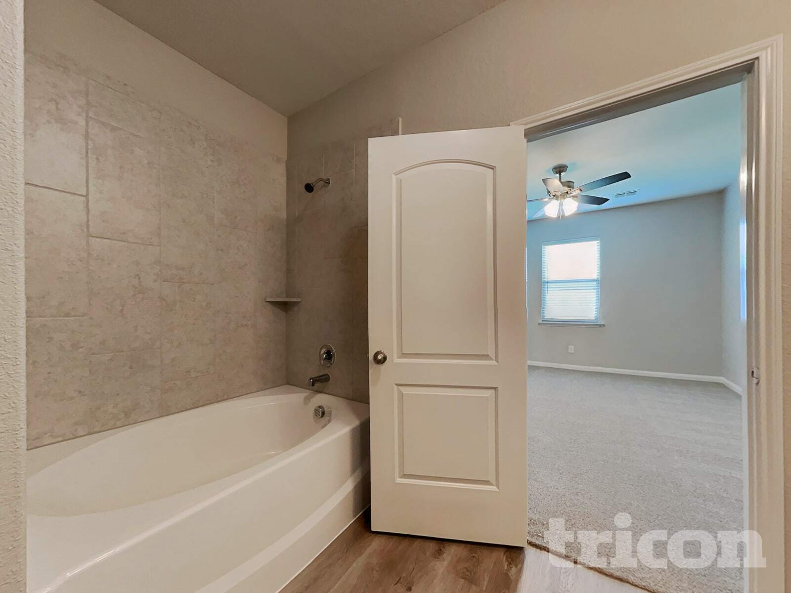 Building Photo - 216 Ryan St