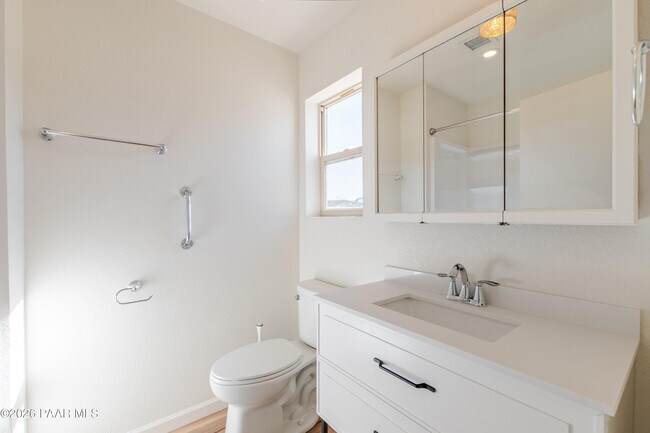 Building Photo - 4840 N Agua Fria Dr